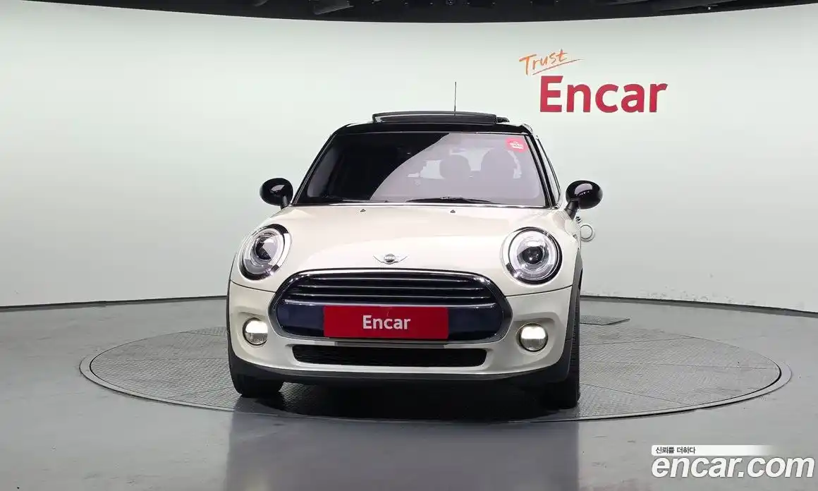 Mini Cooper 2016 1.5 гидро в Москве № 1837727, фото 3
