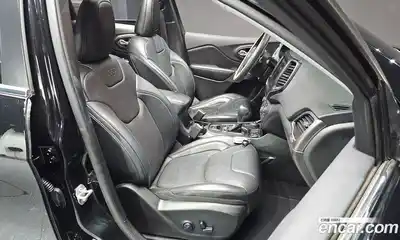 Jeep Cherokee 2019 2.4 гидро в Москве № 1838402, миниатюра 12