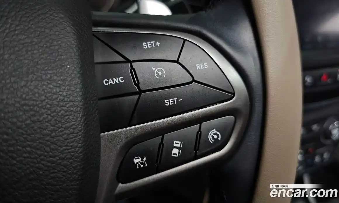 Jeep Cherokee 2019 2.4 гидро в Москве № 1838402, фото 15