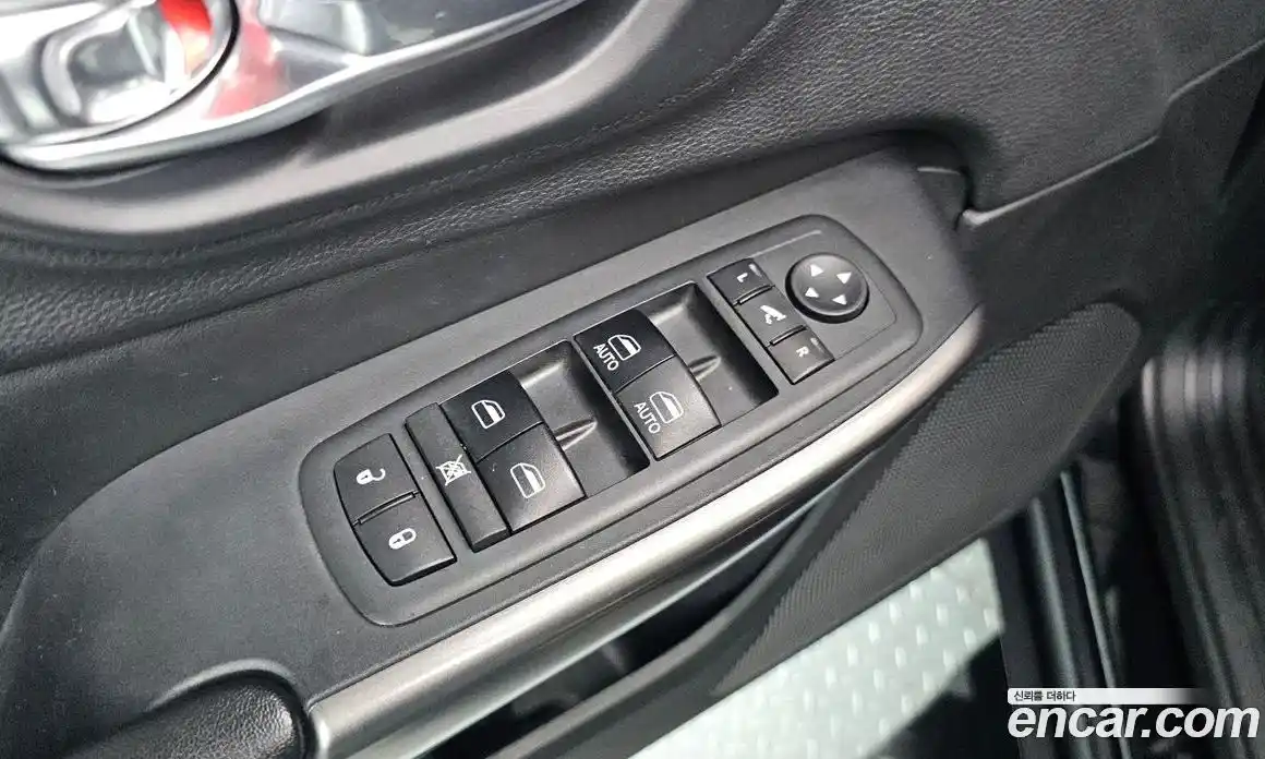 Jeep Cherokee 2019 2.4 гидро в Москве № 1838402, фото 18