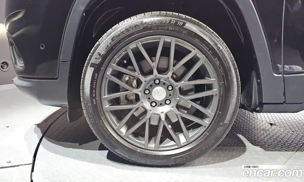 Jeep Cherokee 2019 2.4 гидро в Москве № 1838402, фото 5
