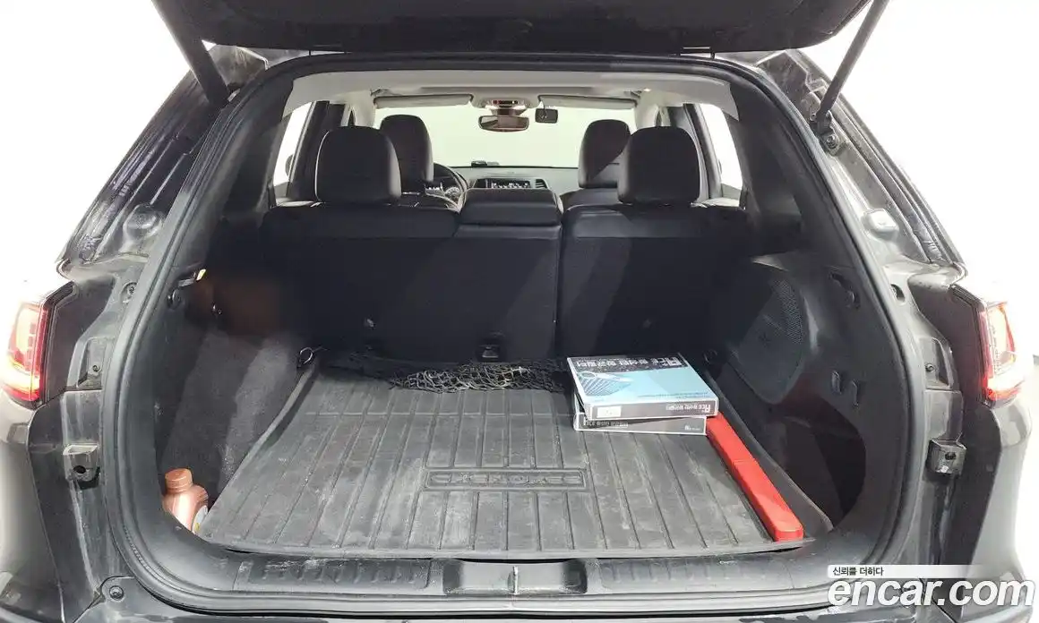 Jeep Cherokee 2018 2.4 гидро в Москве № 1838406, фото 26