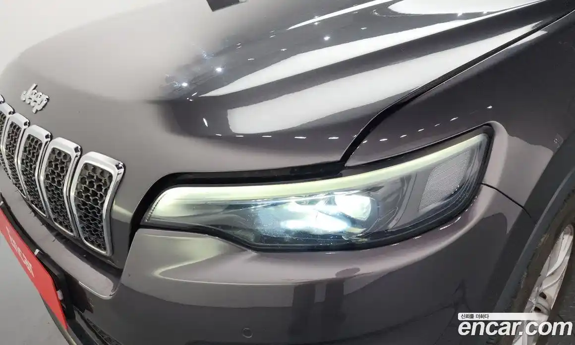 Jeep Cherokee 2018 2.4 гидро в Москве № 1838406, фото 8