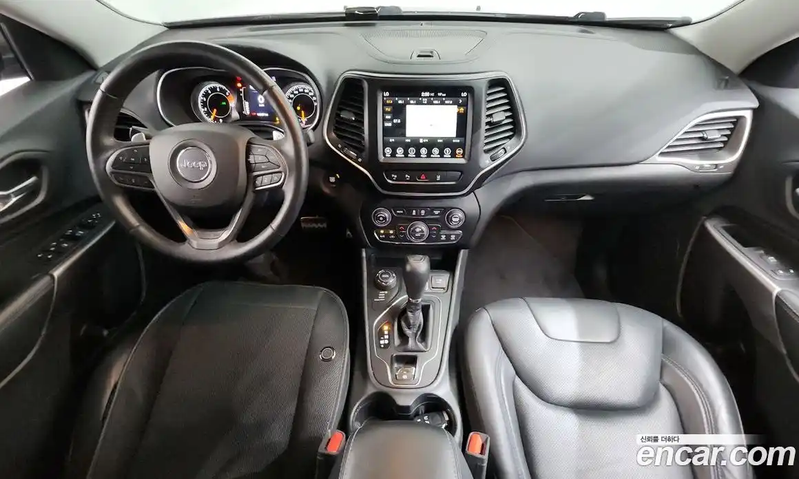 Jeep Cherokee 2018 2.4 гидро в Москве № 1838406, фото 10