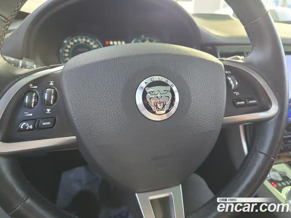 Jaguar XF 2012 5.0 гидро в Москве № 1840557, фото 18