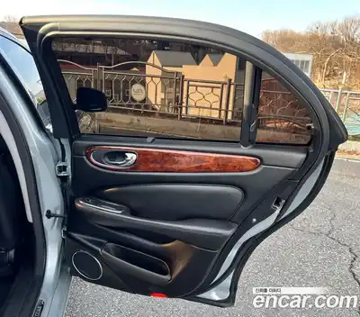 Jaguar XJ 2007 2.7 гидро в Москве № 1840790, миниатюра 5