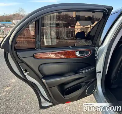 Jaguar XJ 2007 2.7 гидро в Москве № 1840790, миниатюра 9