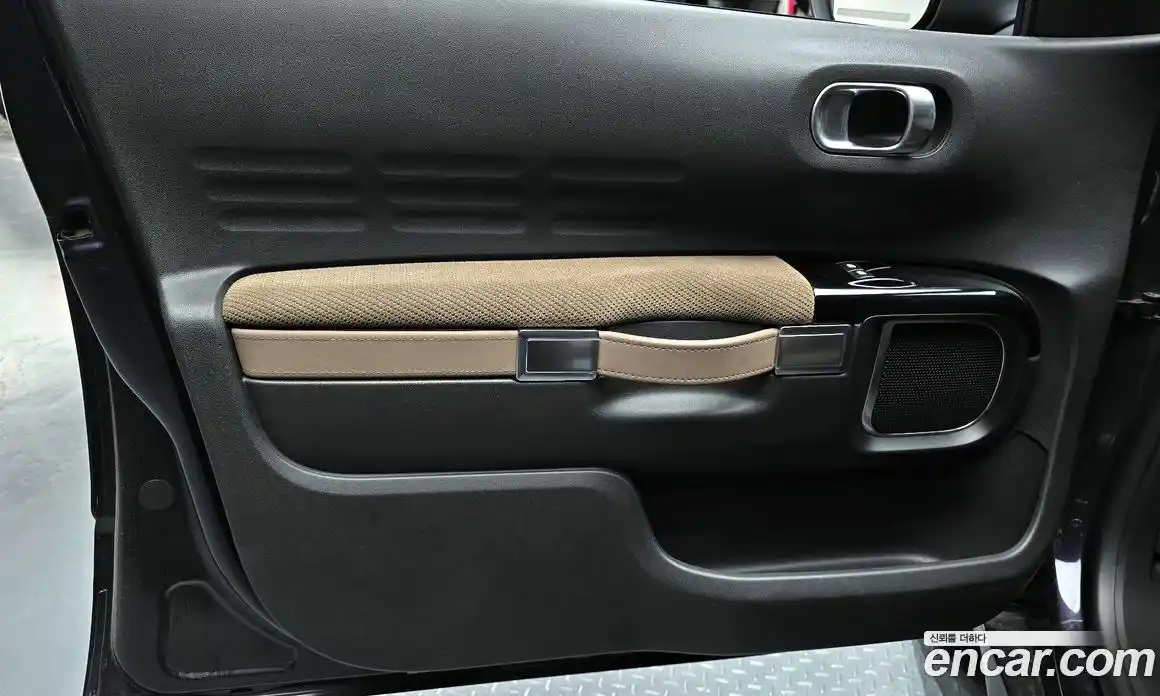 Citroen C4 Cactus 2017 1.6 гидро в Москве № 1842964, фото 14