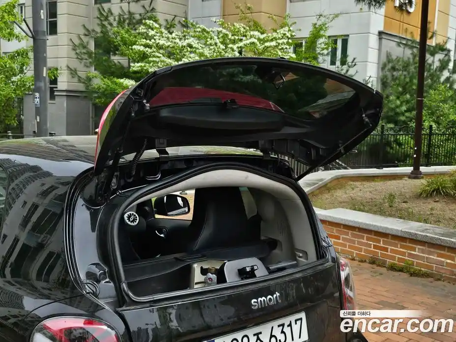 Smart Fortwo 2015 1.0 механика в Москве № 1843003, фото 12