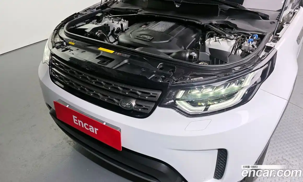 Land Rover Discovery 2019 3.0 гидро в Москве № 213503, фото 6