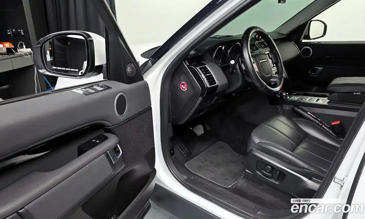 Land Rover Discovery 2019 3.0 гидро в Москве № 213503, фото 10