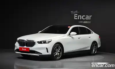 BMW 5-Series, 2024