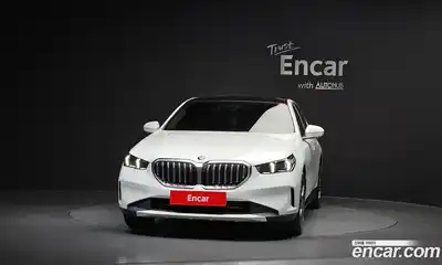BMW 5-Series 2024 2.0 гидро в Москве № 720399, миниатюра 3