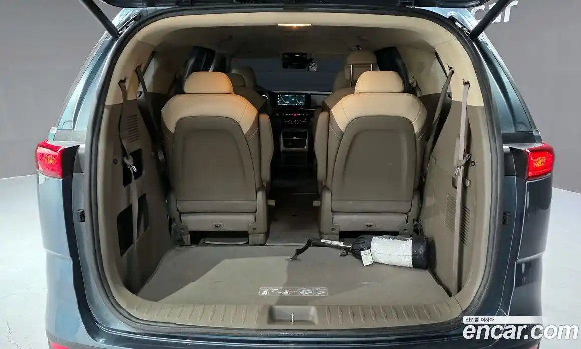 Kia Canival 2021 3.5 гидро в Москве № 1245196, фото 16