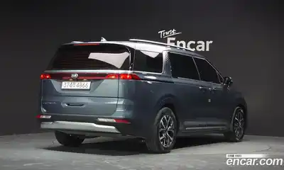 Kia Canival 2021 3.5 гидро в Москве № 1245196, миниатюра 2