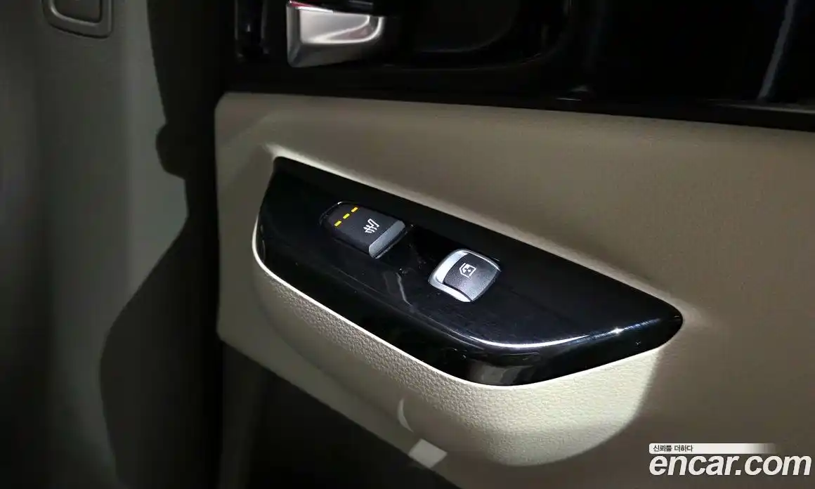 Kia Canival 2021 3.5 гидро в Москве № 1245196, фото 25