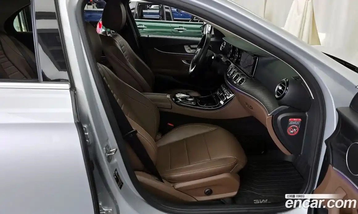 Mercedes-Benz E-Class 2017 1.9 гидро в Москве № 1248855, фото 17