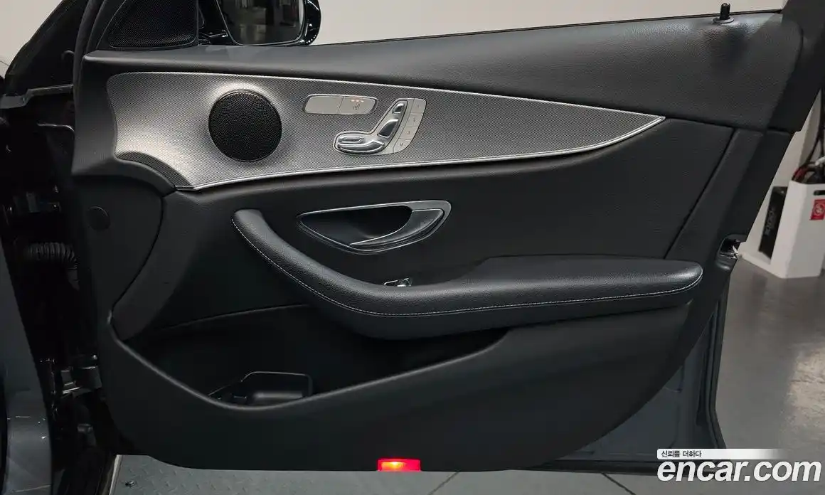 Mercedes-Benz E-Class 2018 2.0 гидро в Москве № 1279838, фото 26