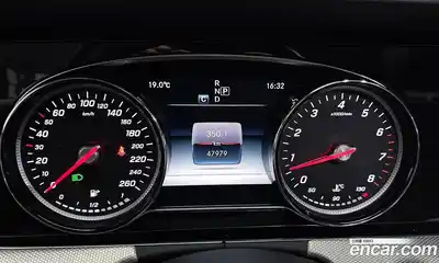 Mercedes-Benz E-Class 2018 2.0 гидро в Москве № 1279838, миниатюра 10