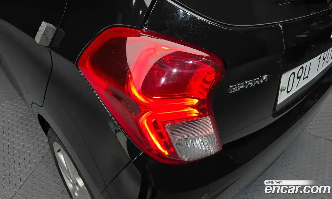 Chevrolet Spark 2018 1.0 гидро в Москве № 1320561, фото 9