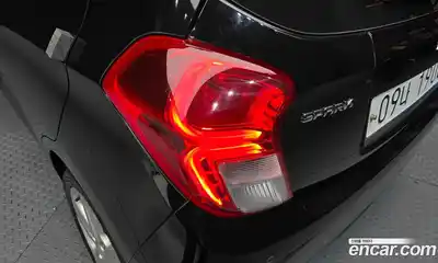 Chevrolet Spark 2018 1.0 гидро в Москве № 1320561, миниатюра 9