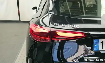 Mercedes-Benz GLC-Class 2023 2.0 гидро в Москве № 1321956, миниатюра 8