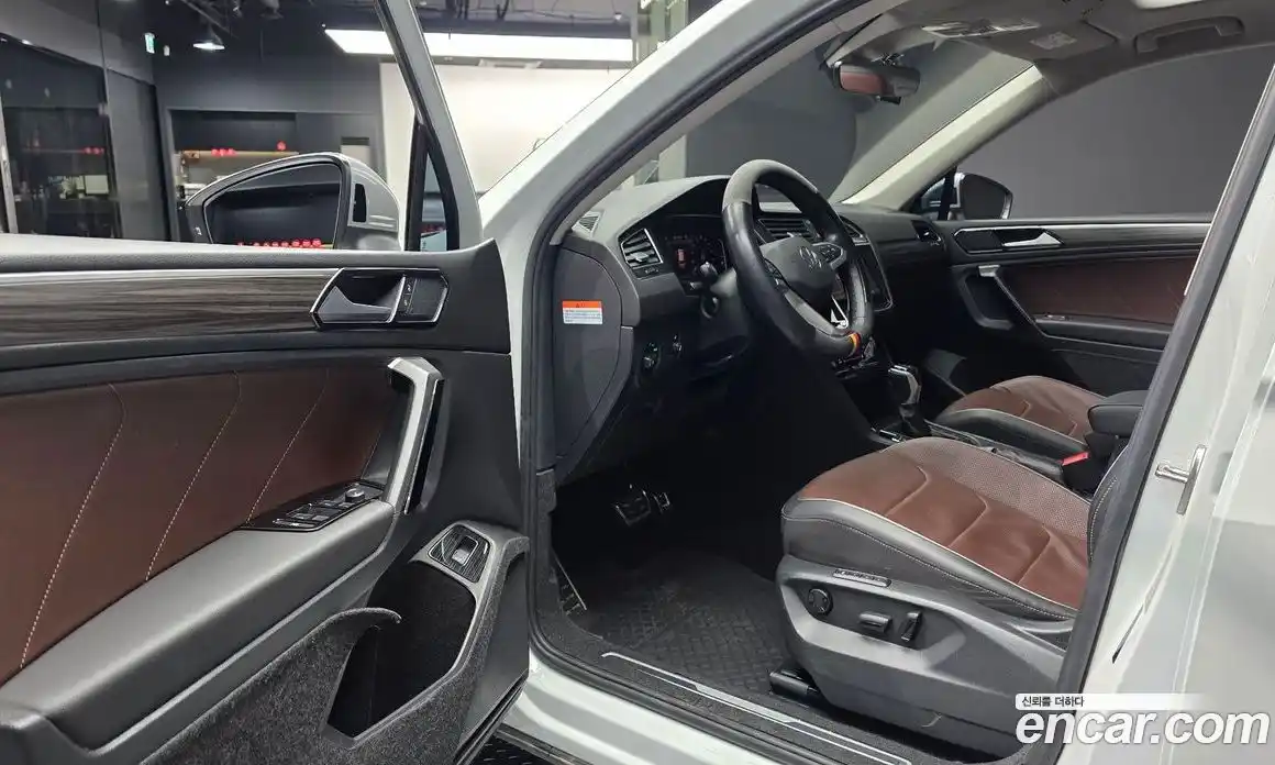 Volkswagen Tiguan 2022 2.0 гидро в Москве № 1323341, фото 13