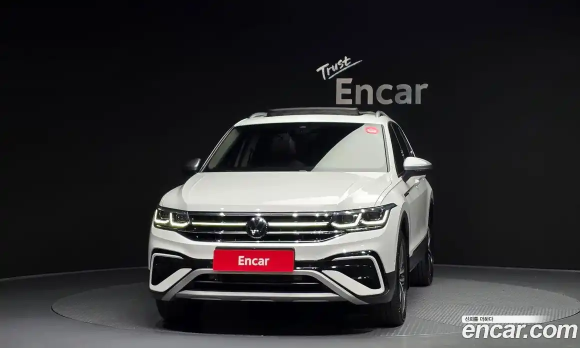 Volkswagen Tiguan 2022 2.0 гидро в Москве № 1323341, фото 3
