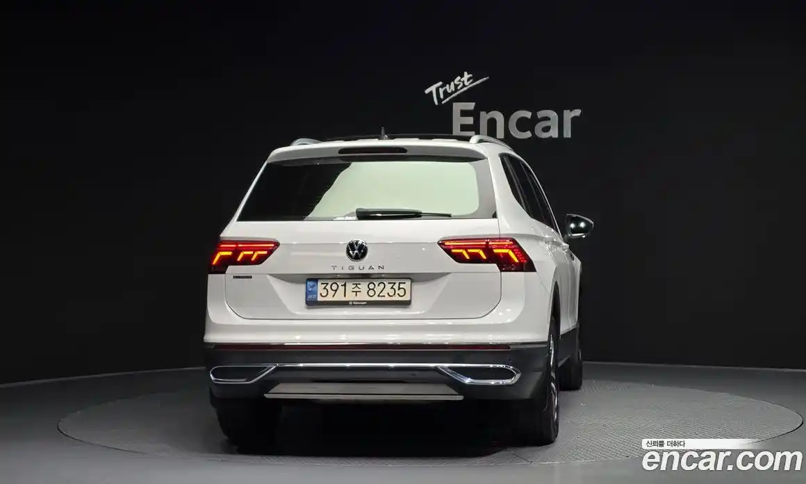 Volkswagen Tiguan 2022 2.0 гидро в Москве № 1323341, фото 4
