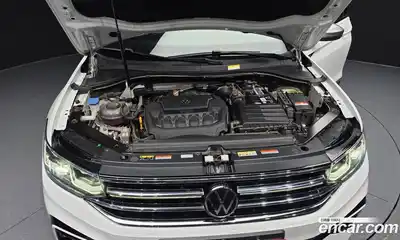 Volkswagen Tiguan 2022 2.0 гидро в Москве № 1323341, миниатюра 6