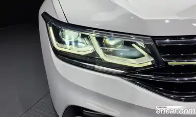 Volkswagen Tiguan 2022 2.0 гидро в Москве № 1323341, миниатюра 8