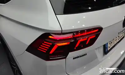 Volkswagen Tiguan 2022 2.0 гидро в Москве № 1323341, миниатюра 9