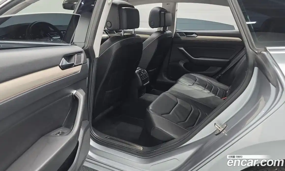 Volkswagen Arteon 2020 2.0 гидро в Москве № 1323357, фото 16