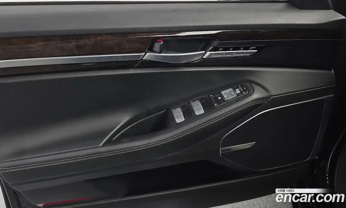 Genesis G90 2019 3.8 гидро в Москве, фото 14