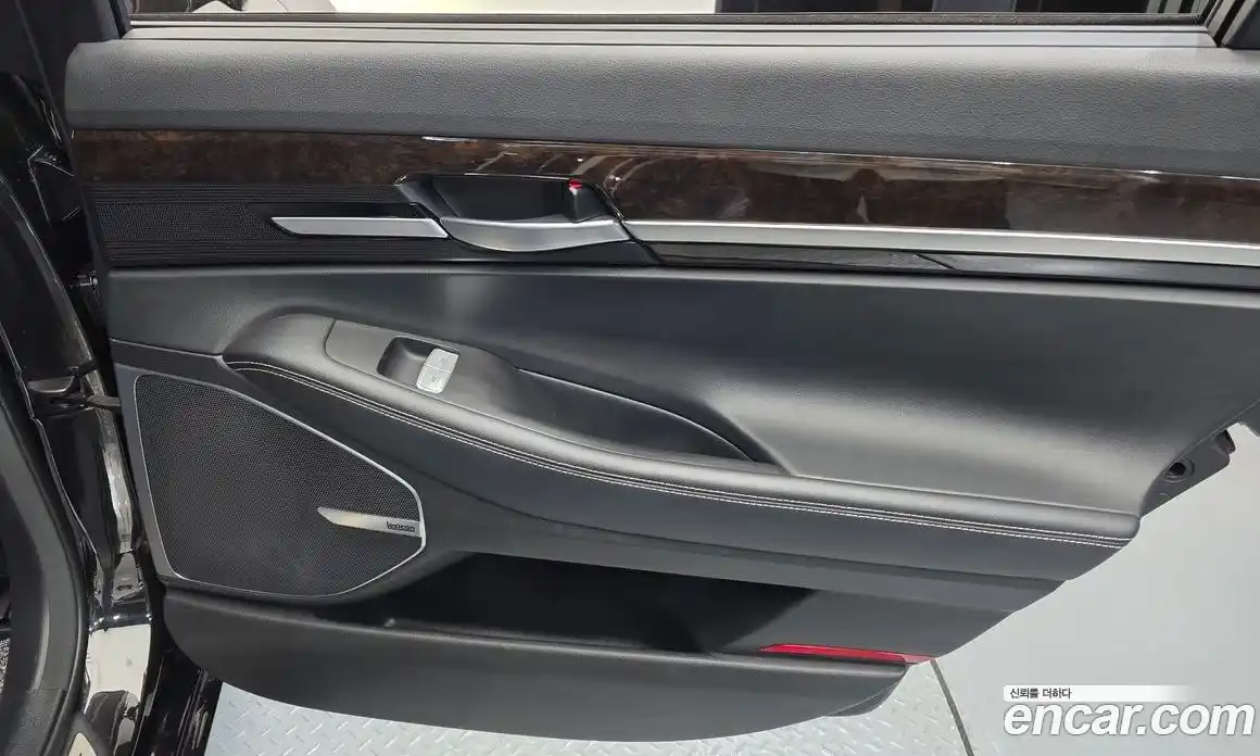 Genesis G90 2019 3.8 гидро в Москве, фото 15
