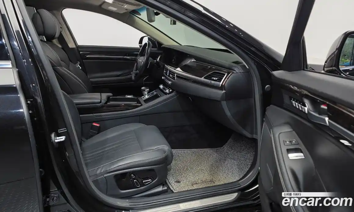 Genesis G90 2019 3.8 гидро в Москве, фото 17