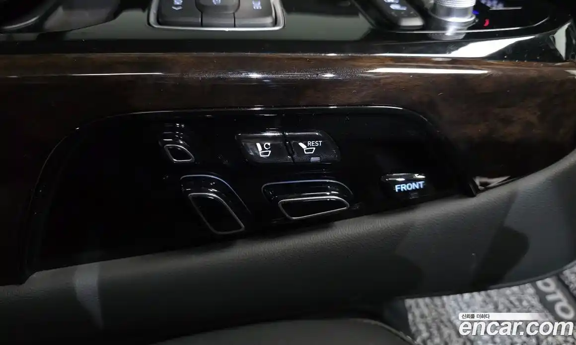 Genesis G90 2019 3.8 гидро в Москве, фото 32