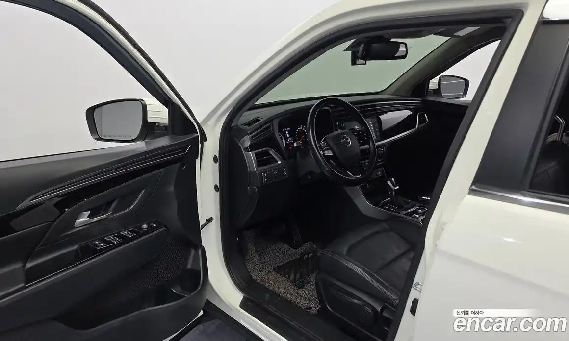 SsangYong Korando 2020 1.5 гидро в Москве, фото 13