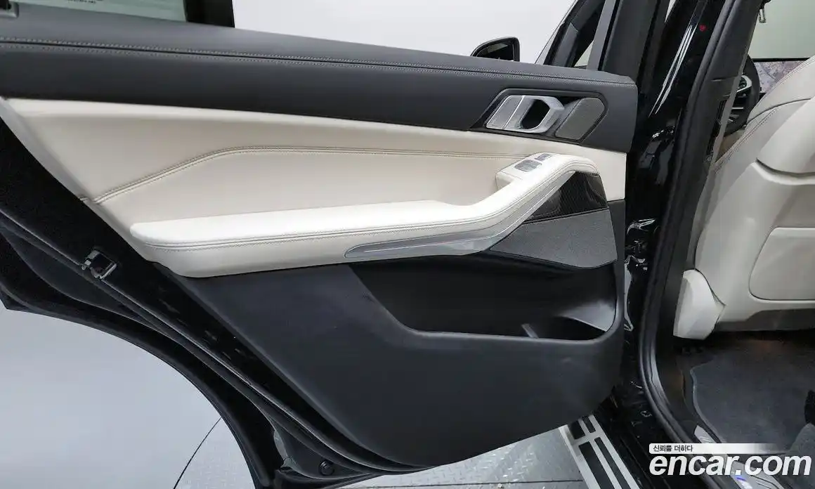 BMW X7 2025 3.0 гидро в Москве № 1347346, фото 15