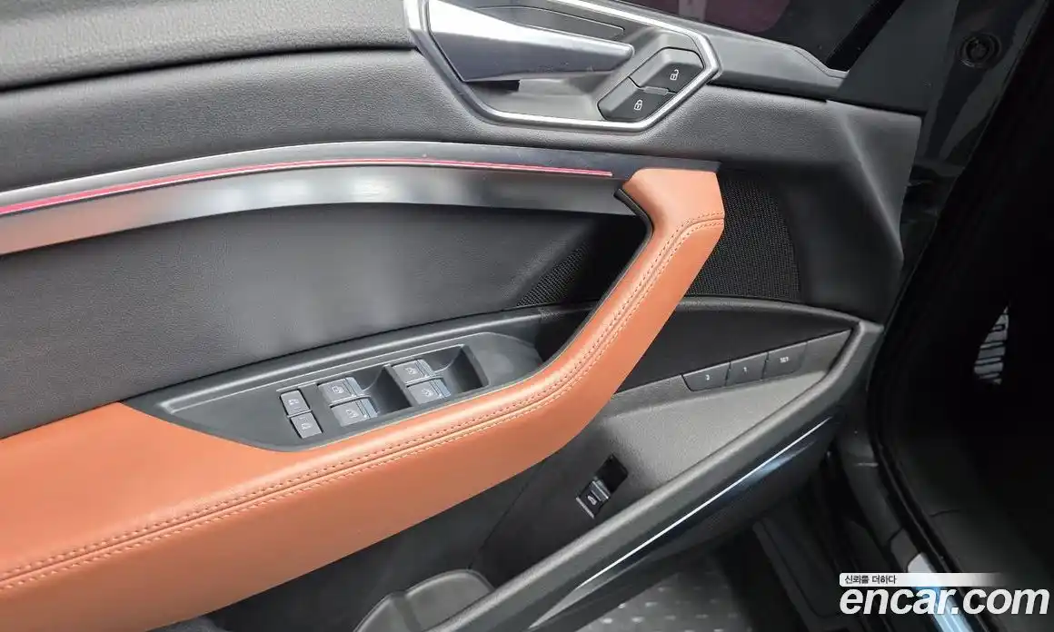 Audi e-tron 2022 0.2 гидро в Москве № 1348538, фото 33