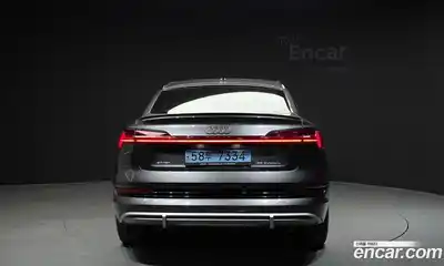 Audi e-tron 2022 0.2 гидро в Москве № 1348538, миниатюра 4