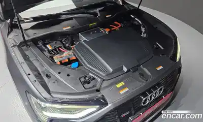 Audi e-tron 2022 0.2 гидро в Москве № 1348538, миниатюра 6