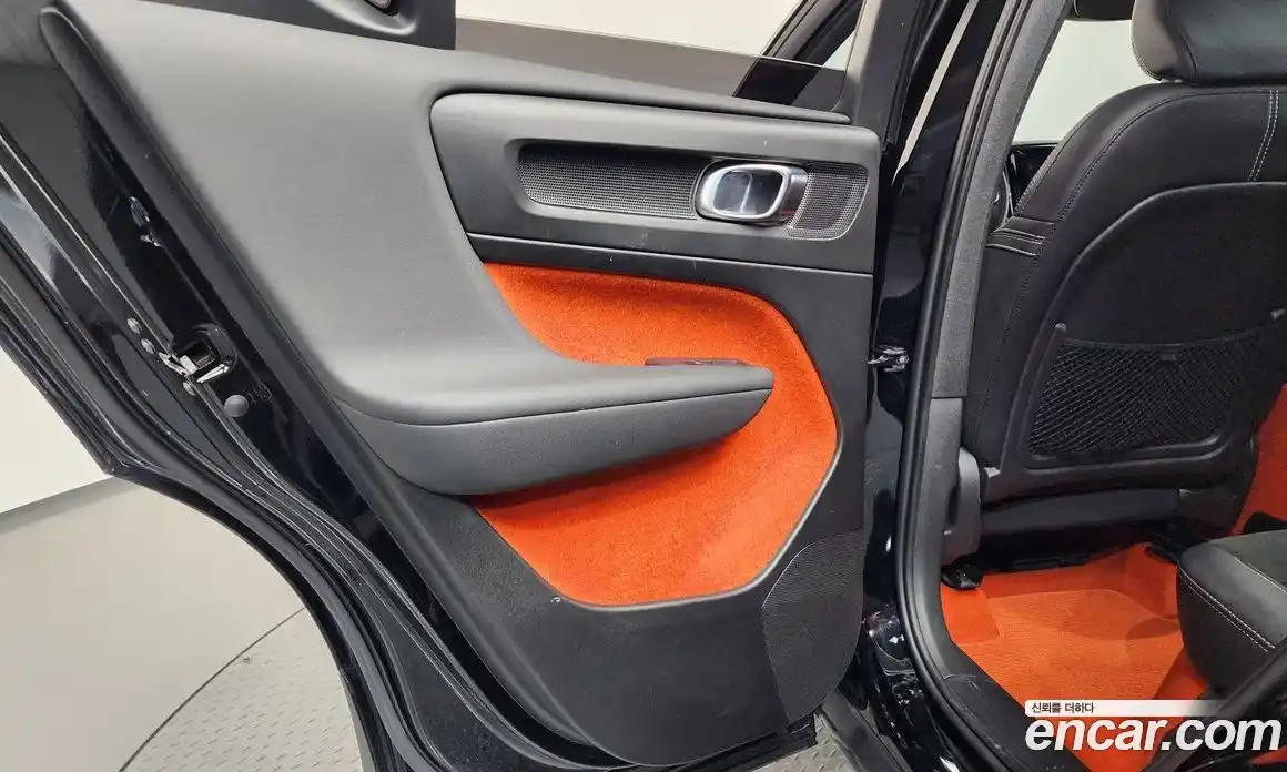 Volvo XC40 2018 2.0 гидро в Москве № 1348842, фото 15