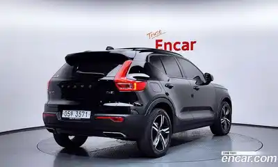 Volvo XC40 2018 2.0 гидро в Москве № 1348842, миниатюра 2