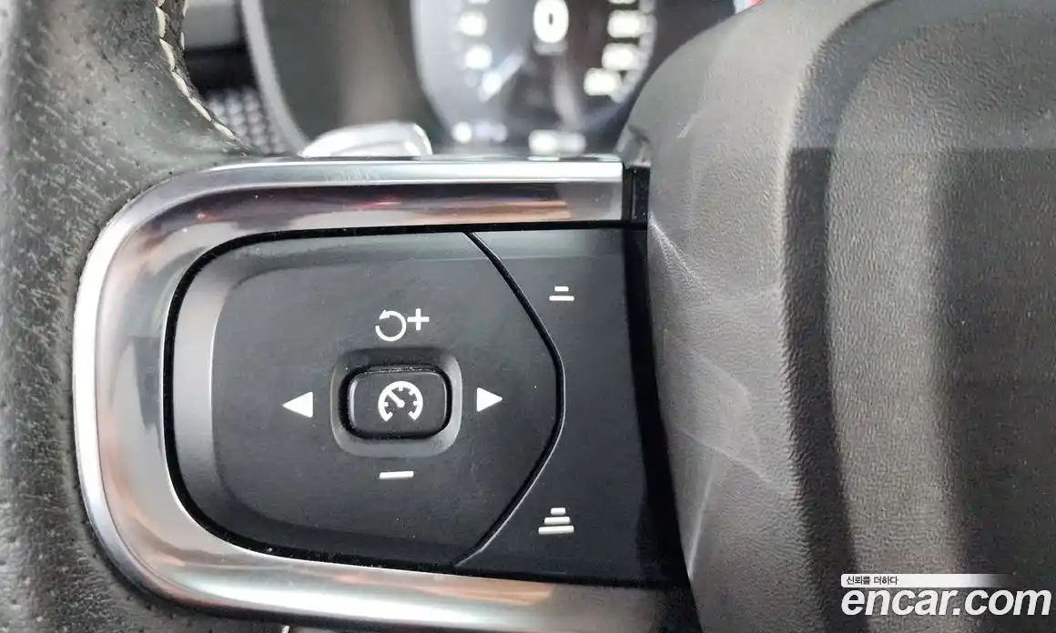 Volvo XC40 2018 2.0 гидро в Москве № 1348842, фото 22