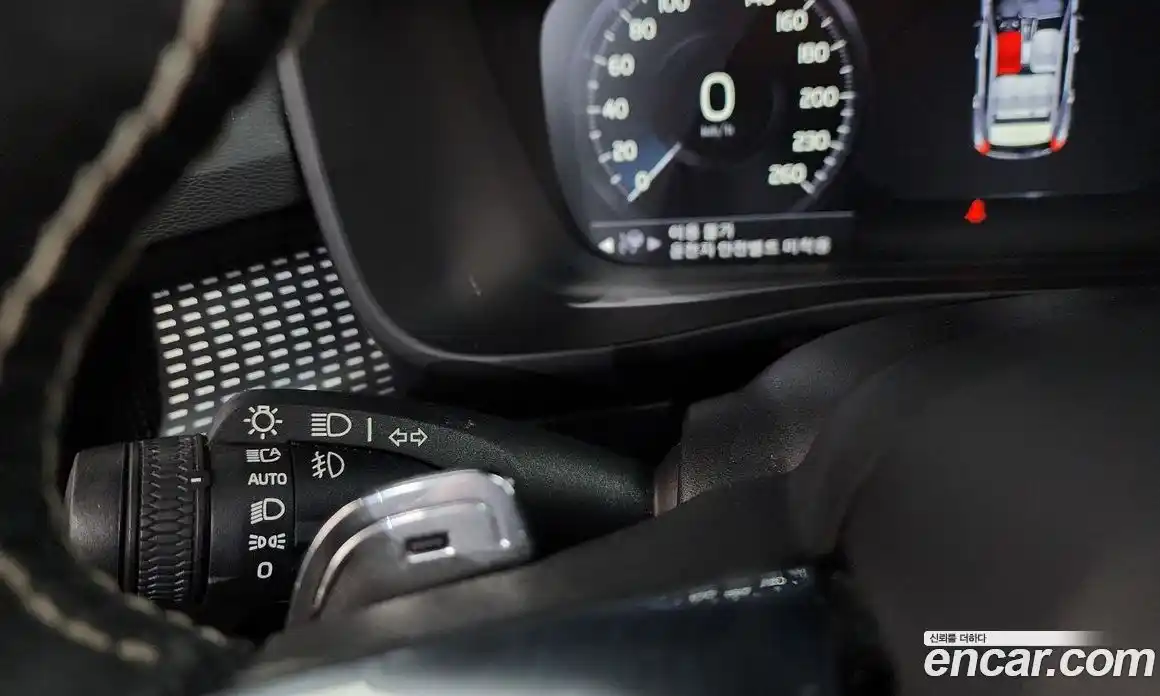 Volvo XC40 2018 2.0 гидро в Москве № 1348842, фото 29