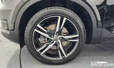 Volvo XC40 2018 2.0 гидро в Москве № 1348842, миниатюра 5
