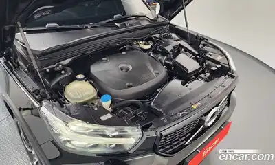 Volvo XC40 2018 2.0 гидро в Москве № 1348842, миниатюра 6