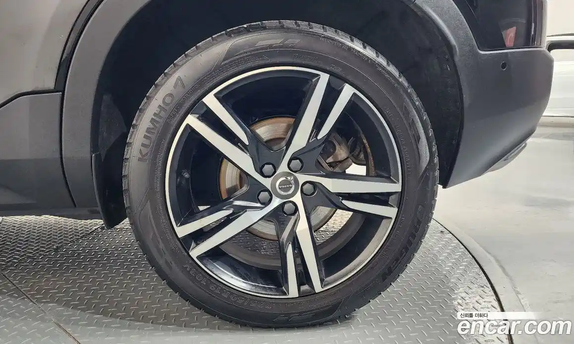 Volvo XC40 2018 2.0 гидро в Москве № 1348842, фото 7