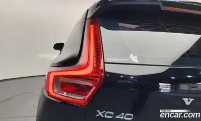Volvo XC40 2018 2.0 гидро в Москве № 1348842, миниатюра 9